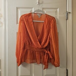 A Calin by Flying Tomato Surplice Neckline Woven Orange Top size medium